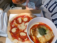 -城市大道红炉披萨烘焙坊