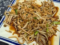 -八两八金·莱芜特色炒鸡(市南漳浦路店)