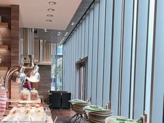 -两咖啡自助餐厅(静安香格里拉酒店)