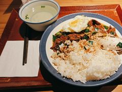 -荣虞阁面馆·常熟炒浇面(国华广场店)