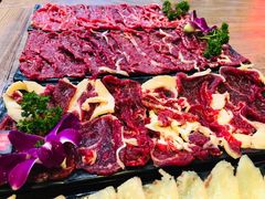 吊龙-牛村来人潮汕牛肉火锅(西单店)