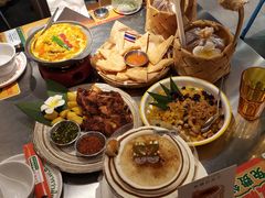 -小小集渔·泰式大排档(太古里香槟店)