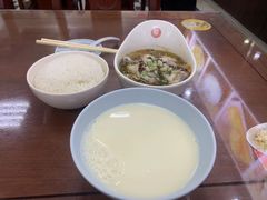 -日月永和中国餐饮名店(东湖店)
