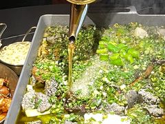 -何师烧烤Pro ·江湖川菜·小龙虾·精酿(太古里旗舰店)