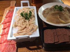 -佬土鹅肠火锅(解放路店)