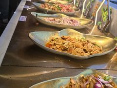 -九寸花汀海鲜烤肉自助(中东迪克店)