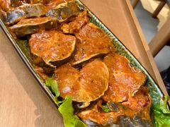 -老牌坊云南鱼豆花火锅(哈西万达店)