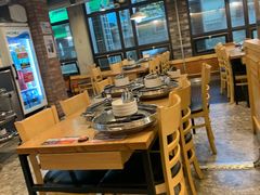 -江南猪肉商会无限续吃(弘大店)