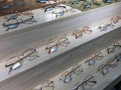 -Trend1881视光·蔡司视觉(领展广场店)