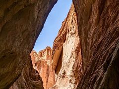 -天山神秘大峡谷