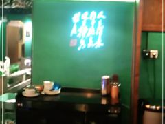-佬麻雀·新湘菜(珠海金发购物中心店)