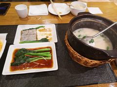 -小城粥道·海胆鲜虾粥(解放广场店)