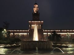 -斯福尔扎古堡