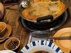 -亮欢寨酸汤鱼(沙冲路店)