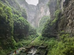 -龙水峡地缝景区