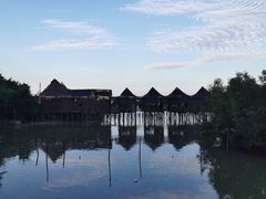 -崖口红树林海鲜餐厅