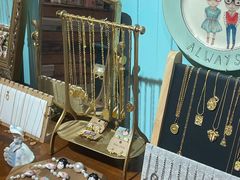 -恋物百货商店(华侨城店)