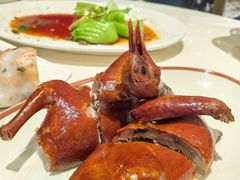 玻璃脆皮乳鸽皇-新雅粤菜馆(南京东路店)
