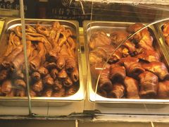 -老鼎万春卤菜(五代传承创始老店)