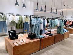 -URBAN REVIVO(西安Momopark店)