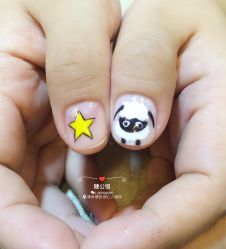 -睫乐园•睫公馆•美睫美甲沙龙