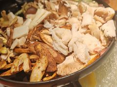 -一朵菌·野生菌探索家火锅(南亚店)