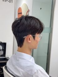 -AYO SALON