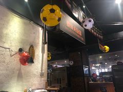 -何师烧烤·香辣蟹·川菜·30年老品牌(太古里旗舰店)