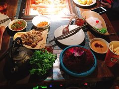 -老牌坊云南鱼豆花火锅(哈西万达店)
