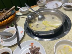 -煲大王猪肚鸡·椰子鸡火锅(红谷滩万达店)