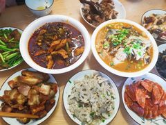 红油白宰鸡-王浩儿纪六孃甜皮鸭(乐山总店)