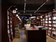 -新华书店(印象城店)