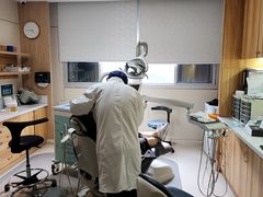-上海仁爱医院口腔科 · 种植