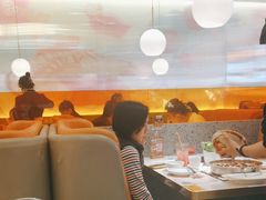 -黄记煌三汁焖锅(新佳丽江汉路店)