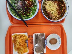 -陆元丰·兰州纯汤牛肉面(自强西路店)