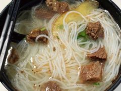 红烧牛肉米线-一品郑记重庆牛肉米线馆(东泰路店)