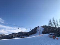 -丝绸之路山地度假区滑雪场