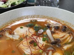 -théATRE茶聚场·餐厅(环球金融中心店)