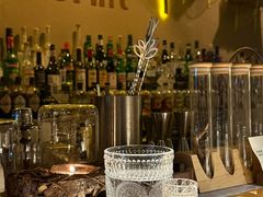 -Shift cocktail bar鸡尾酒吧