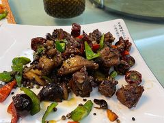 重庆辣子鸡-燕风楼烤鸭店(建设总店)