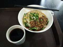 -秦云老太婆摊摊面(磁器口店)