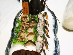 -红鼎豆捞·非遗鲍皇汤火锅(宝丰路店)