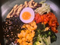 -豪客嘉族·麦尼顿西餐厅(乐福天下店)