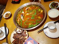 -新凯里酸汤鱼(飞山街店)