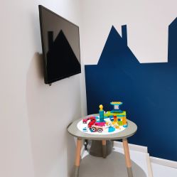 -微笑雨嘉造型护肤