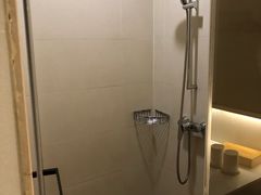 -全季酒店(上海徐家汇肇嘉浜路店)