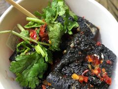 黑色经典臭豆腐-黑色经典臭豆腐·湖南特产(太平街口店)