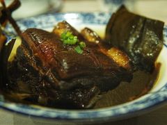 东坡肉-邱记私房菜·十八年本地菜