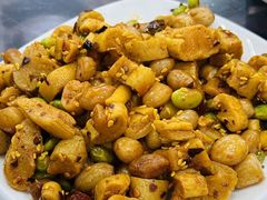 -牛一嘴·兰州牛肉面·大盘鸡(财富中心店)