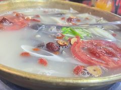 -江湖亮亮蒸虾大排档烤全羊清真(武汉总店)